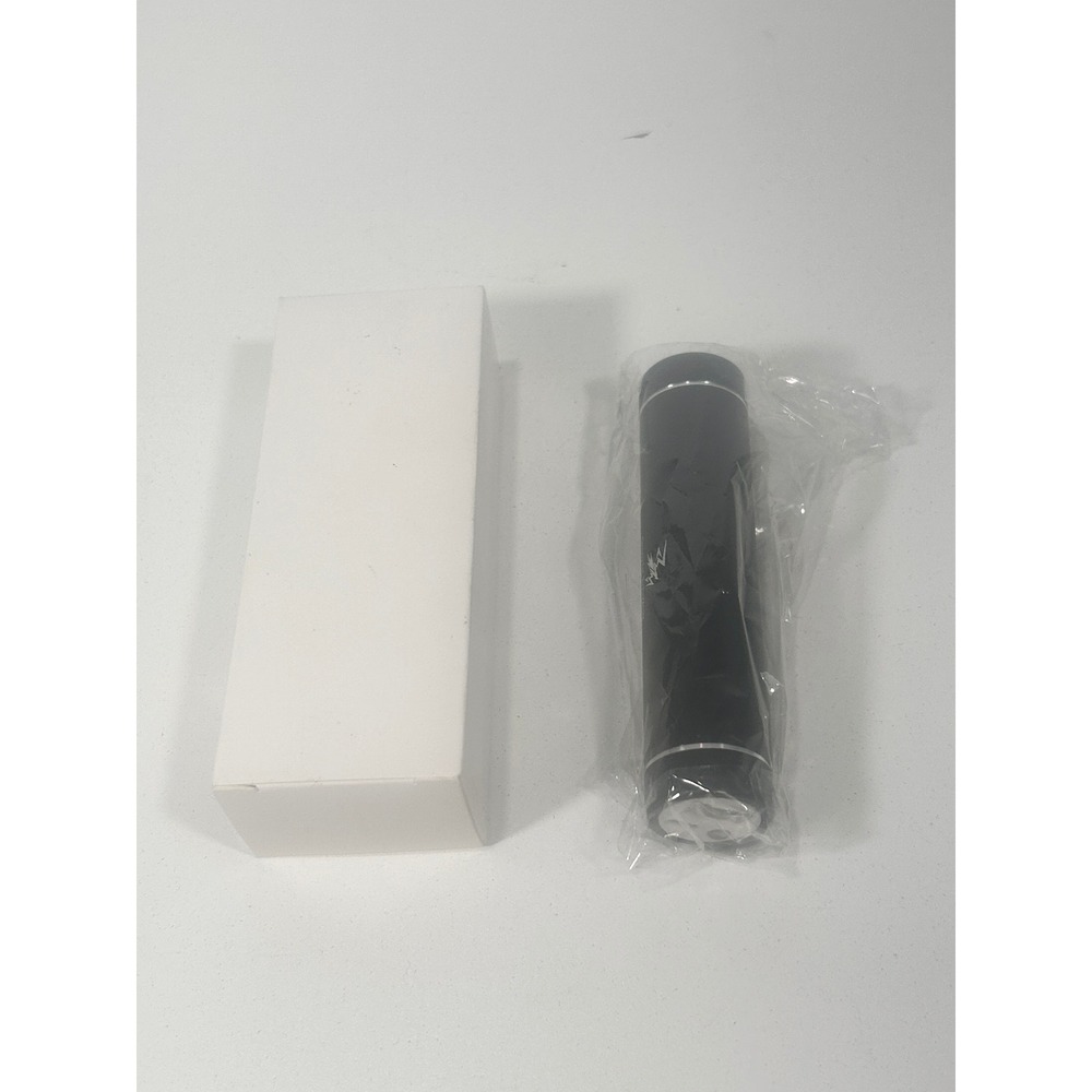Danny1st Technology 2600mAh Power Bank Flashlight with 3-in-1 Cable Black
